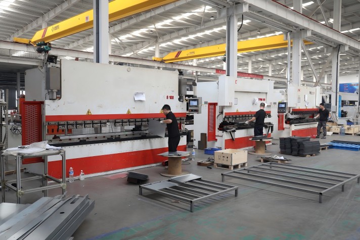 Sheet metal workshop